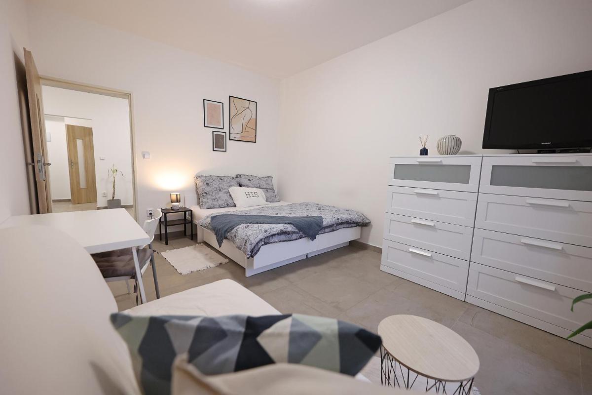 Fara No71 Apart 3 Libice nad Cidlinou Екстер'єр фото